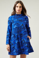 Long sleeve city Swiss dress