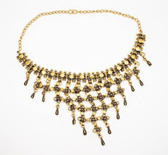 Chain-link collar necklace