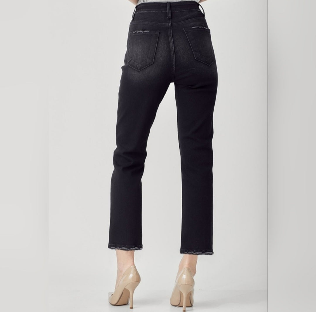 Let go in straight stretch jeans in black