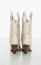 Houston Western Boots in Champagne